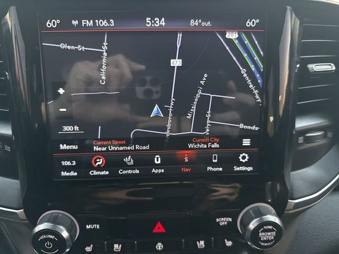 Used 2021 RAM 1500 Laramie image 25