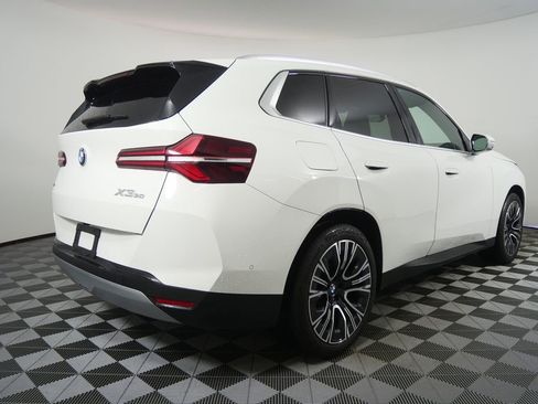 Certified 2025 BMW X3 xDrive30i w/ Premium Package image 3