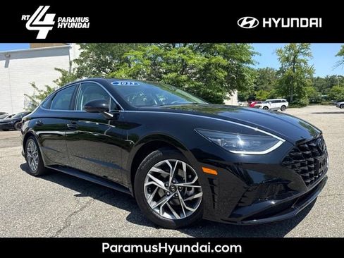 Used 2023 Hyundai Sonata SEL FWD image 1