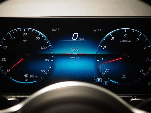 Certified 2023 Mercedes-Benz GLB 250 GLB 250 image 20