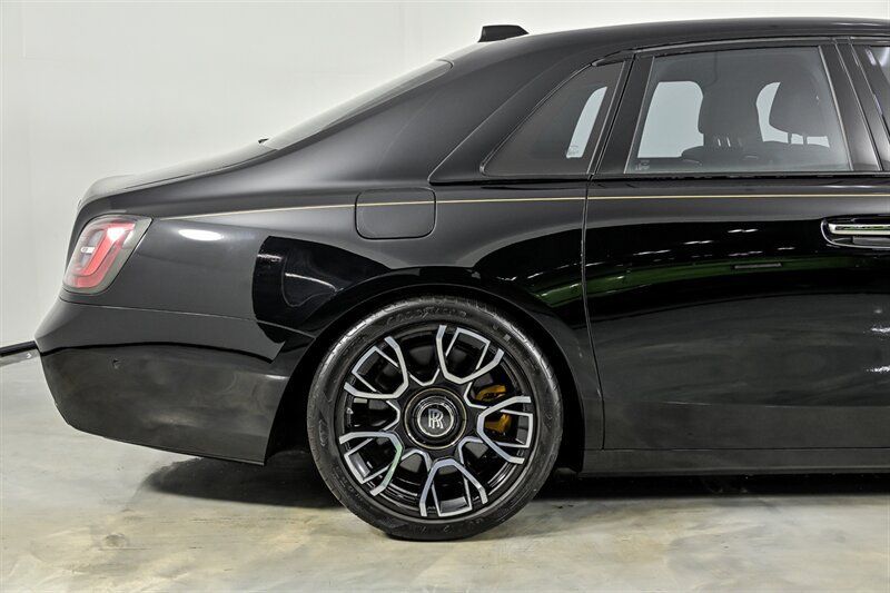 Used 2022 Rolls-Royce Ghost Black Badge AWD/4WD image 12
