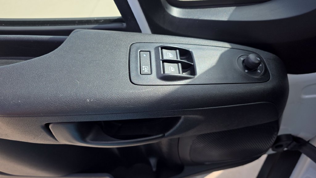 Used 2023 RAM ProMaster 2500 FWD image 19