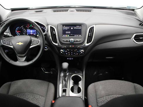 Used 2024 Chevrolet Equinox LT image 18