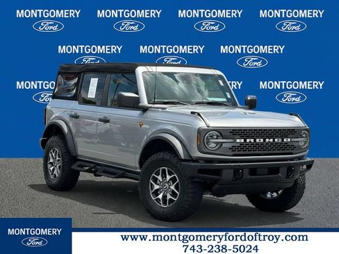 Used 2024 Ford Bronco Badlands AWD/4WD image 1