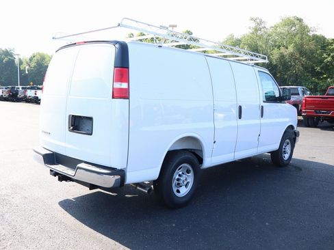 New 2025 Chevrolet Express 2500 w/ Driver Convenience Package image 23