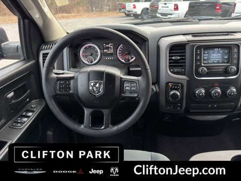 Used 2018 RAM 1500 Express image 19
