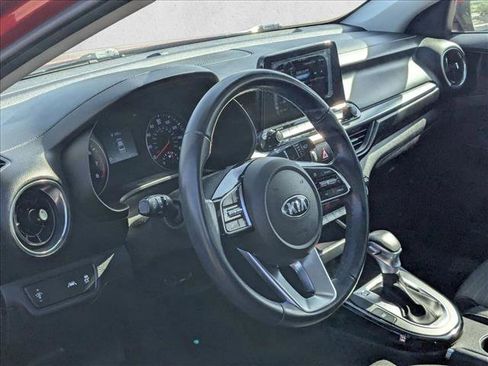 Used 2019 Kia Forte S w/ S Premium Package image 9