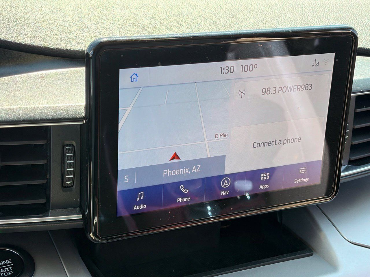 Used 2020 Ford Explorer XLT w/ Equipment Group 202A AWD/4WD image 8
