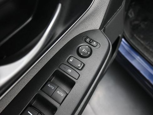 Certified 2022 Honda CR-V EX image 19