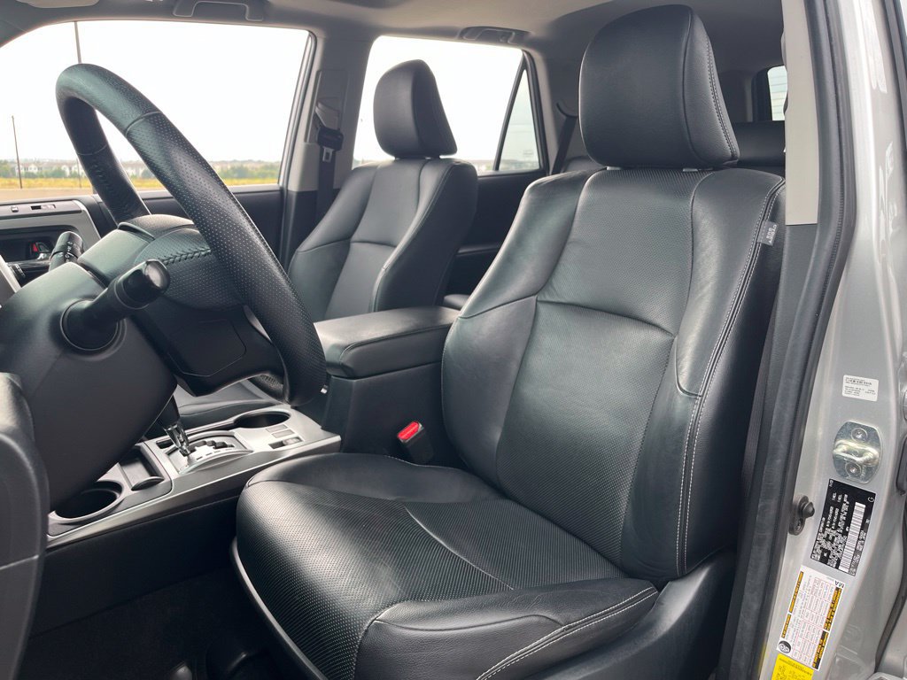 Used 2023 Toyota 4Runner Limited AWD/4WD image 27