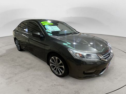 Used 2015 Honda Accord Sport image 8
