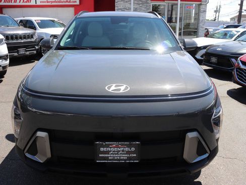 Used 2025 Hyundai Kona SEL AWD/4WD image 8