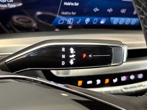 New 2026 Cadillac Lyriq Premium Luxury image 22