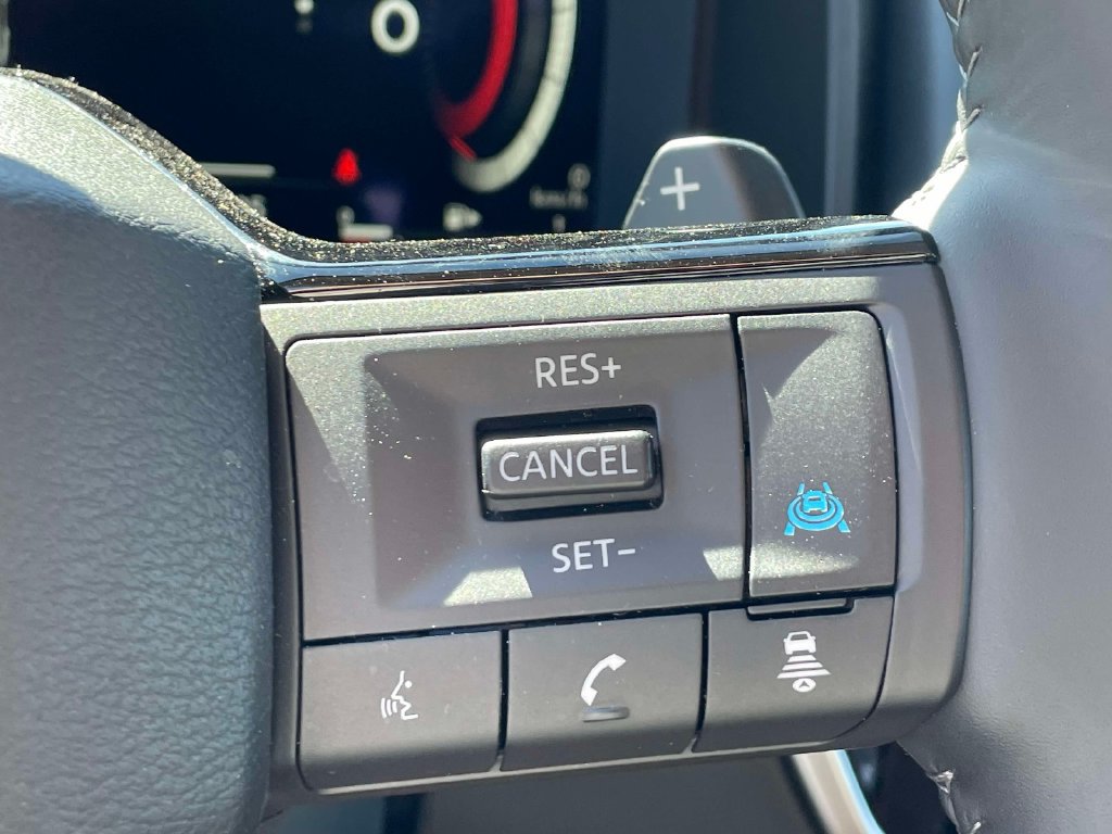 Used 2026 Nissan Rogue Platinum w/ Platinum Premium Package AWD/4WD image 29