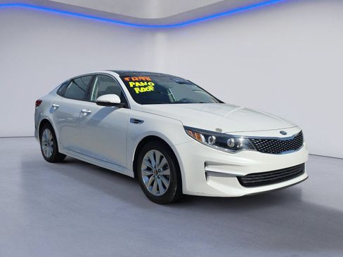 Used 2016 Kia Optima EX w/ Premium Package FWD image 7