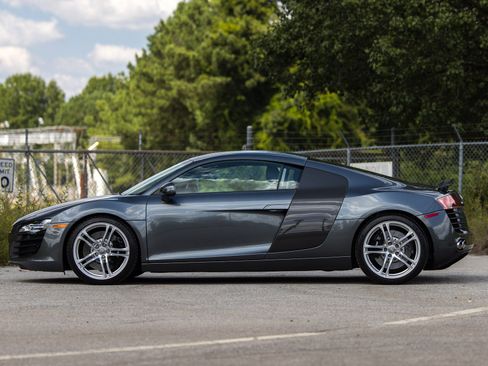Used 2008 Audi R8 V8 image 11