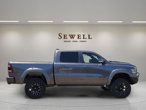 Used 2020 RAM 1500 Laramie AWD/4WD image 6