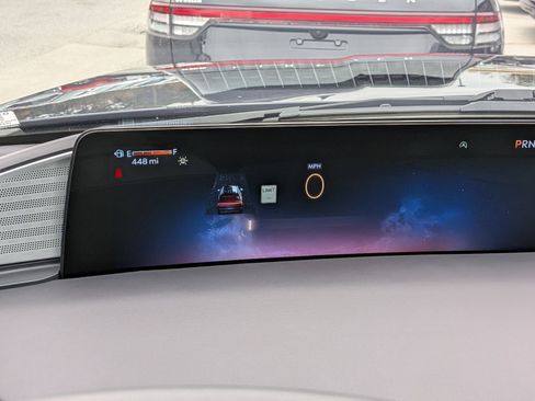 Certified 2025 Lincoln Navigator Black Label image 34