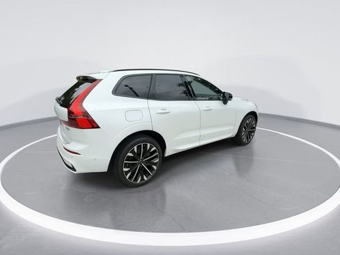 Used 2026 Volvo XC60 T8 Ultra w/ Protection Package Premier AWD/4WD image 8