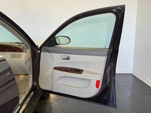 Used 2007 Buick LaCrosse CX w/ Chrome Enhancement Package image 20