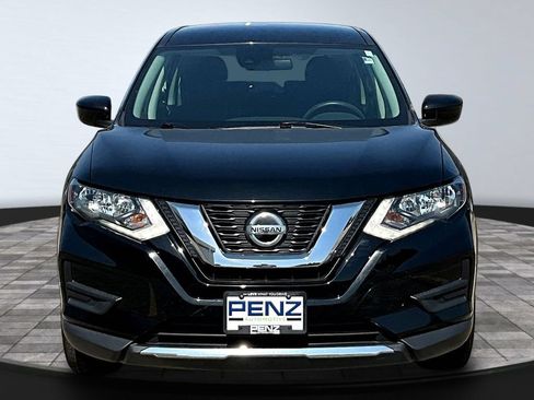 Used 2019 Nissan Rogue S AWD/4WD image 2