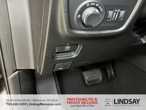 New 2025 Jeep Grand Cherokee Altitude AWD/4WD image 32