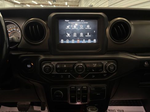 Used 2020 Jeep Wrangler Unlimited Sport S image 18