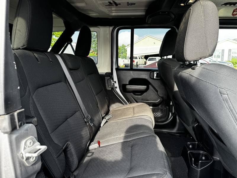 Used 2021 Jeep Wrangler Unlimited Sport AWD/4WD image 10