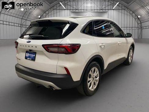 Used 2025 Ford Escape Active image 5