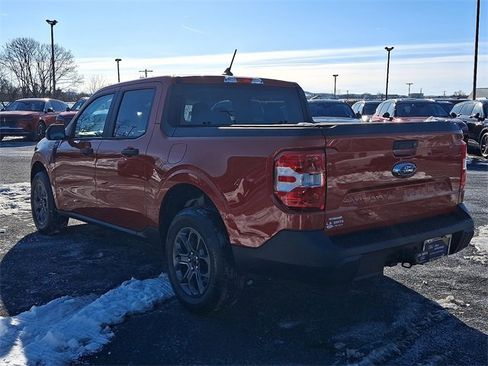 Certified 2024 Ford Maverick XLT w/ XLT Luxury Package image 4