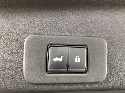 Used 2025 Nissan Murano SL w/ Cargo Package image 31