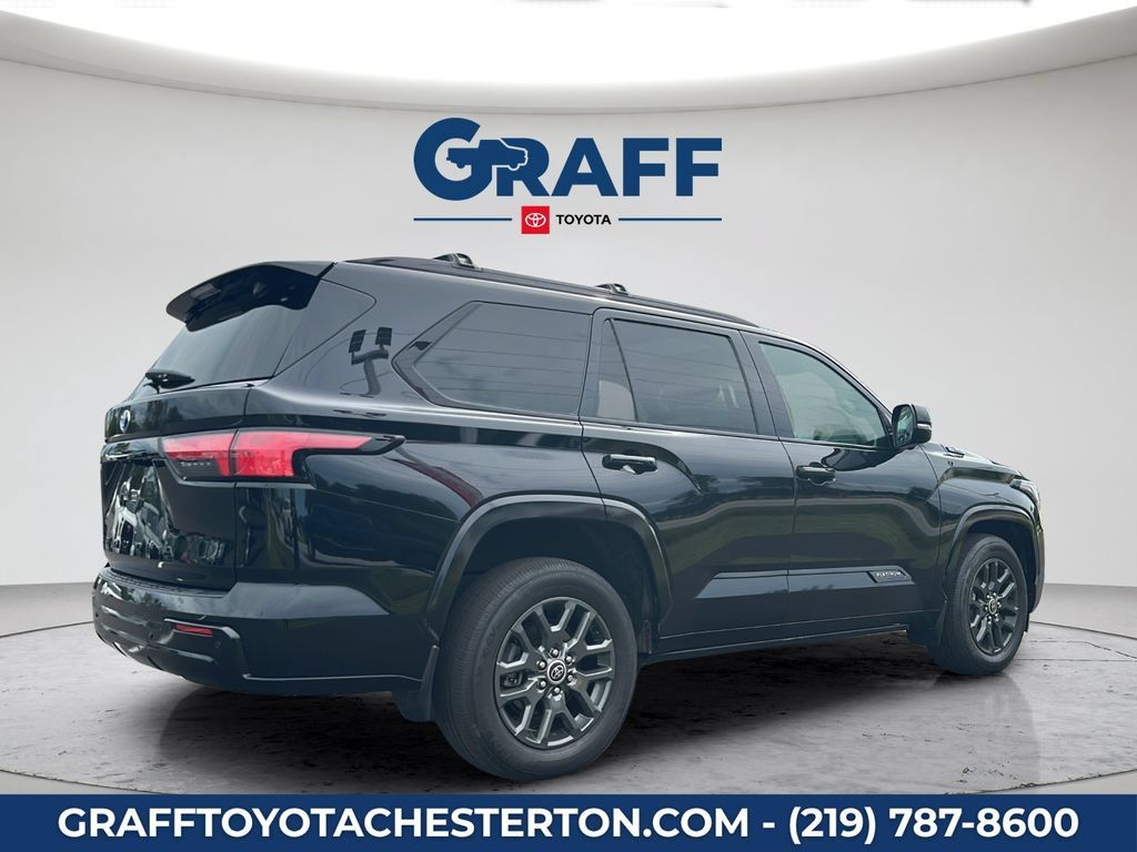 Used 2023 Toyota Sequoia Platinum AWD/4WD image 6