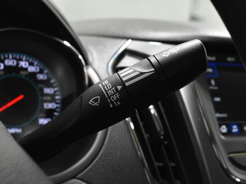 Used 2019 Chevrolet Cruze LT image 13