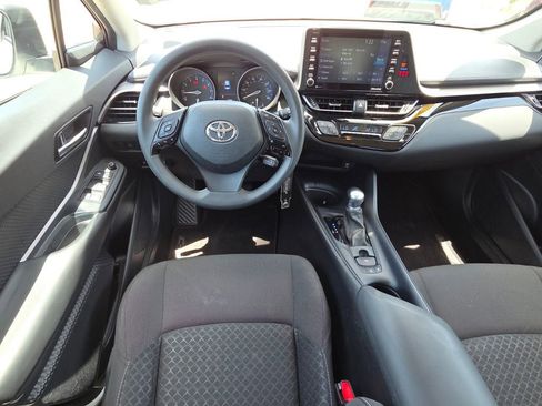 Used 2021 Toyota C-HR LE FWD image 6