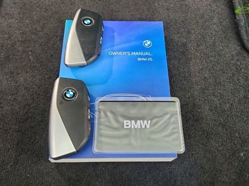 Used 2026 BMW X5 xDrive40i image 65