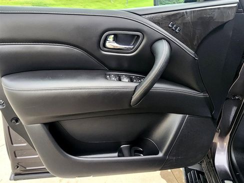 Used 2024 INFINITI QX80 Luxe image 13