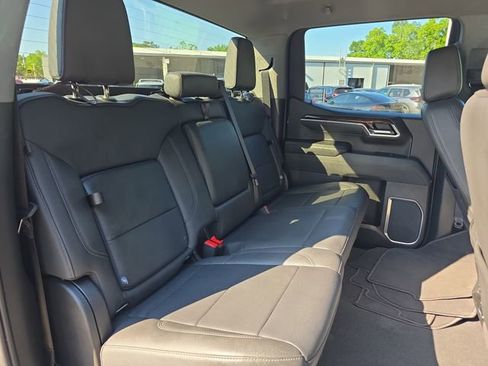 Used 2025 GMC Sierra 1500 SLT AWD/4WD image 37