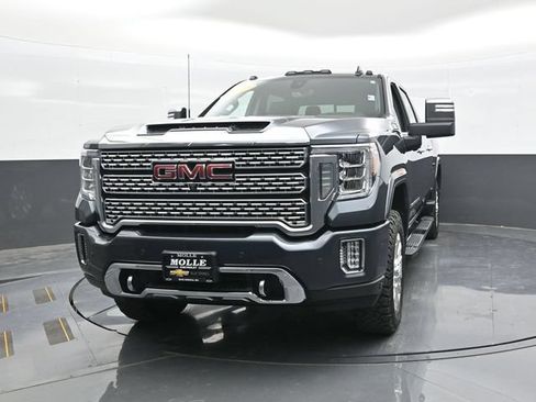 Used 2020 GMC Sierra 3500 Denali w/ Denali Ultimate Package AWD/4WD image 2