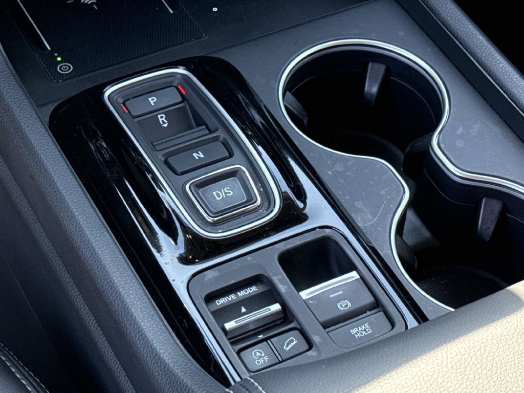 Used 2024 Honda Pilot Touring image 35