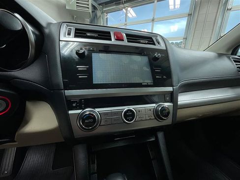 Used 2015 Subaru Outback 2.5i Premium image 17