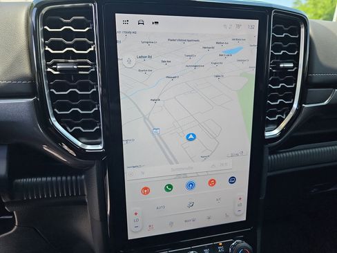 Used 2025 Ford Ranger Lariat w/ FX4 Off-Road Package image 23