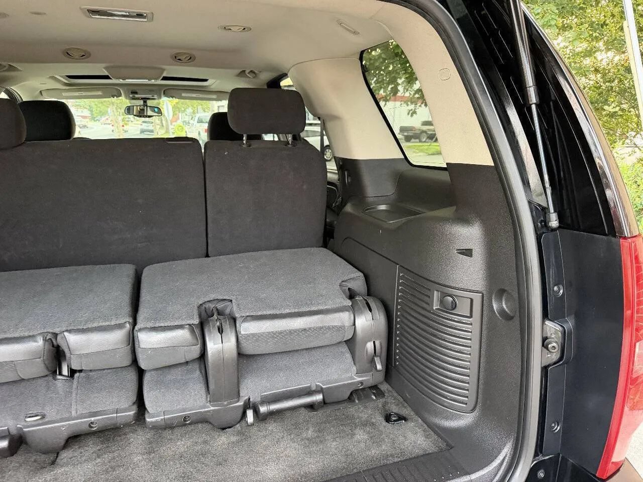Used 2007 Chevrolet Tahoe LT AWD/4WD image 44
