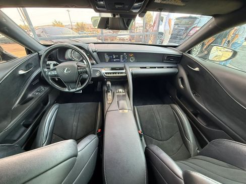 Used 2018 Lexus LC 500 Coupe w/ Sport Package RWD image 36