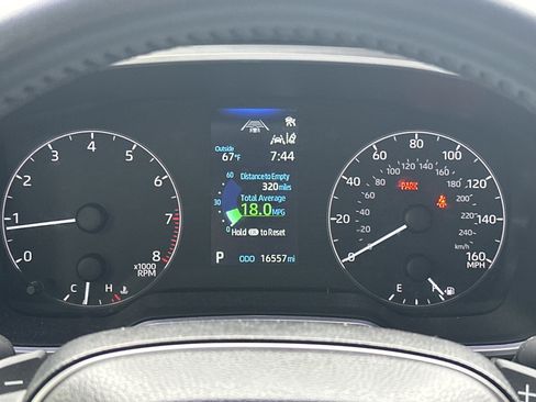 Used 2025 Toyota Corolla SE image 20