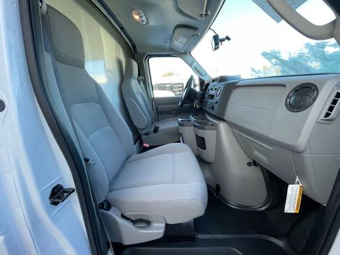 New 2024 Ford E-450 and Econoline 450 Super Duty w/ Power Windows & Locks Group image 27