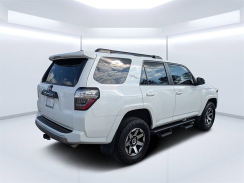 Used 2023 Toyota 4Runner TRD Off-Road Premium image 3