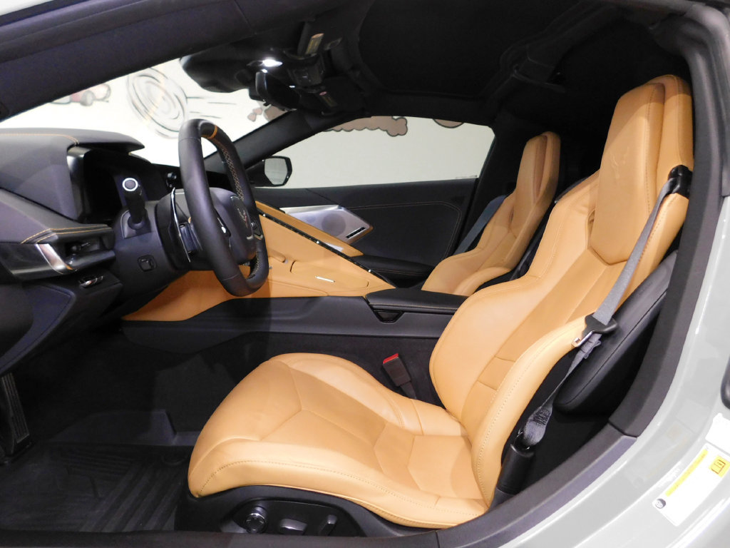 Used 2024 Chevrolet Corvette Stingray Preferred Cpe w/ Z51 Performance Package RWD image 31