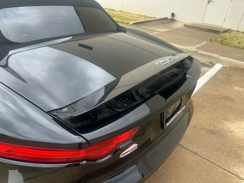 Used 2014 Jaguar F-TYPE S image 17