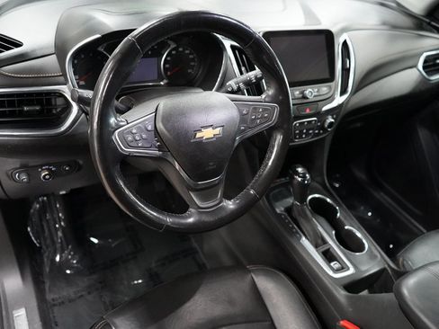 Used 2018 Chevrolet Equinox Premier FWD image 11