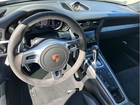 Used 2014 Porsche 911 GT3 image 18